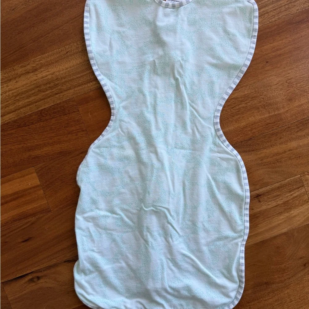 Love To Dream Swaddle Up Baby Sleep Sack. Size small. 1TOG. NWOT